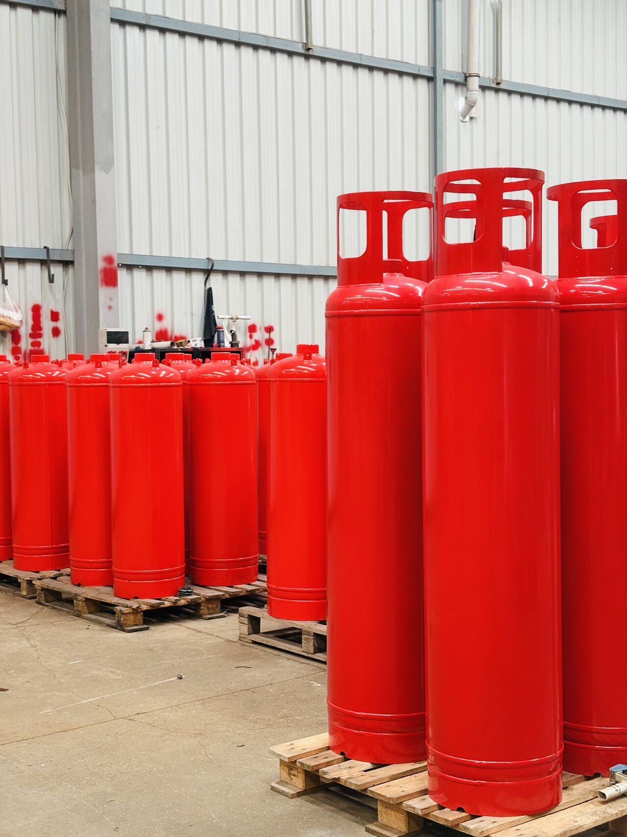 FM-200 (HFC-227ea) / Novec 1230 (FK-5-1-12) 25/42 Bar Fire Suppression System Cylinders