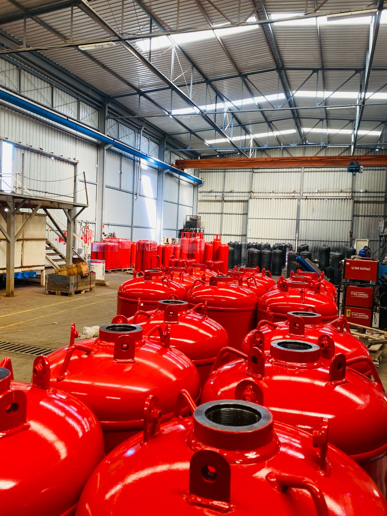 FM-200 (HFC-227ea) / Novec 1230 (FK-5-1-12) 25/42 Bar Fire Suppression System Cylinders